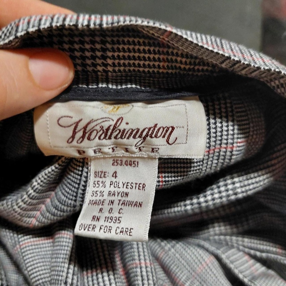 Vintage black, white, and red plaid midi skirt with side button detail - Picture 5 of 5